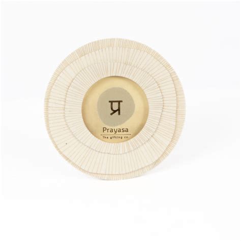 ROUND WOODEN PHOTO FRAME | CIRCULAR FRAME - PRAYASA – Prayasa IN