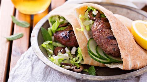 Randy's Neighborhood Market - Recipe: Greek Pita Burgers