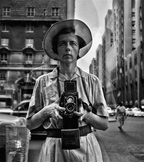 Vivian Maier: la traumática biografía de la fotógrafa más secreta del ...