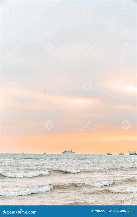 ä¸­å›½å¹¿è¥¿çœ åŒ—æµ·å¸‚é“¶æ»©çš„æµ·æ´‹ä¸Žæ²™æ»©Sea and Sand in Silver Beach, Beihai City ...