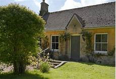 rental cottage jigsaw holidays cotswold cottages introduces lakeside rental cottage jigsaw holidays cotswold cottages introduces lakeside