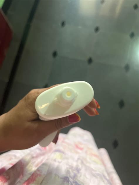 HK Glowup Invisible Sunscreen - SPF 50 PA++++ with Vitamin C & Aloe ...