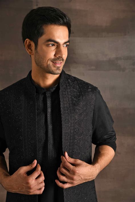 A Black Fusion Set With A Long Jacket – shop soniyag