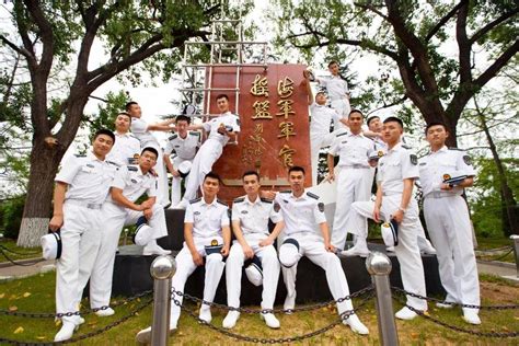 海军大连舰艇学院，生日快乐！