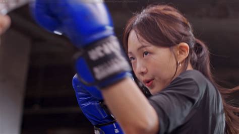 ‘Iron Girls 2’: Blood, Sweat & Boxing - ViuScene