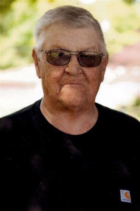 Kracl Funeral Chapels | Harry Wilson - Schuyler, David City, Leigh