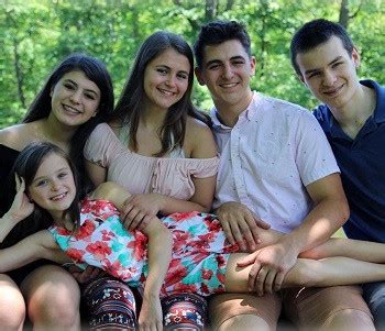 Shiloh Verrico – Wiki, Parents, Siblings, Net Worth, Boyfriend - Biography