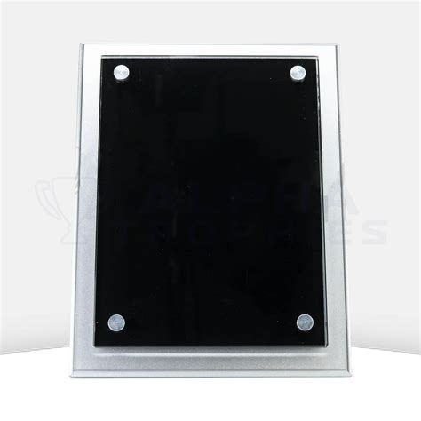Silver Plaque / Black Glass 225MM