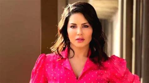 Sunny Leone falls victim to online loan scam, says CIBIL score hit ...