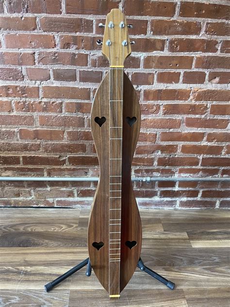 Black Oak Dulcimer Co. - Mountain Dulcimer