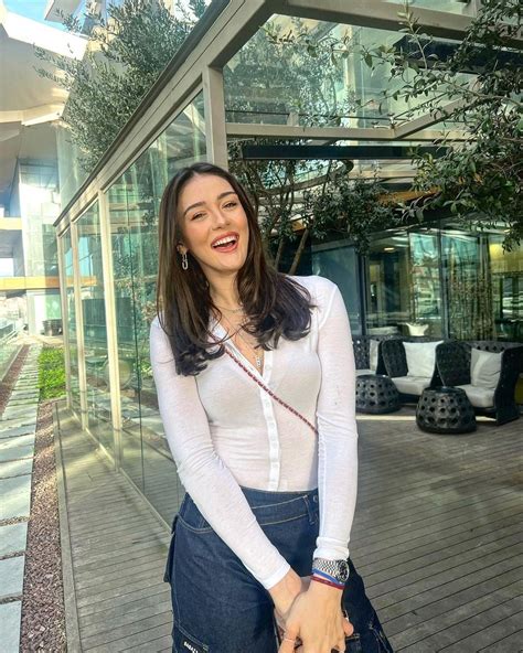 Zehra Gunes : r/TurkishCeleb