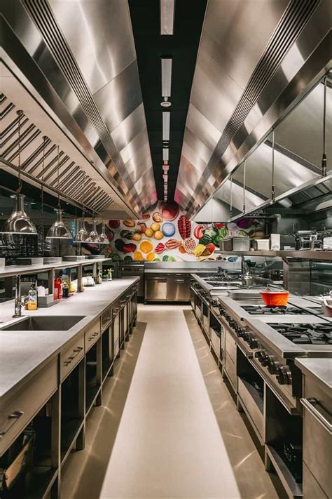 Local Restaurants Kitchen 的图像结果