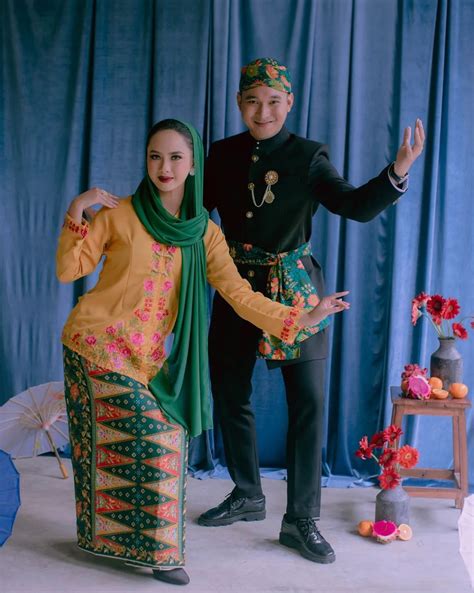 Betawi - Indonesia traditional clothing 🇮🇩