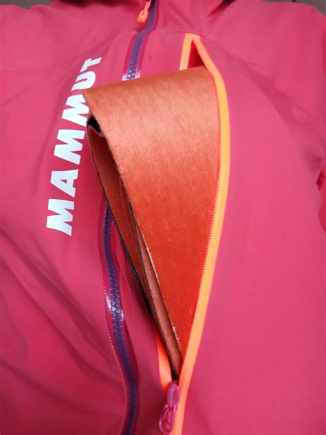 Materialtest | Mammut Aenergy Air HS Jacke | PowderGuide