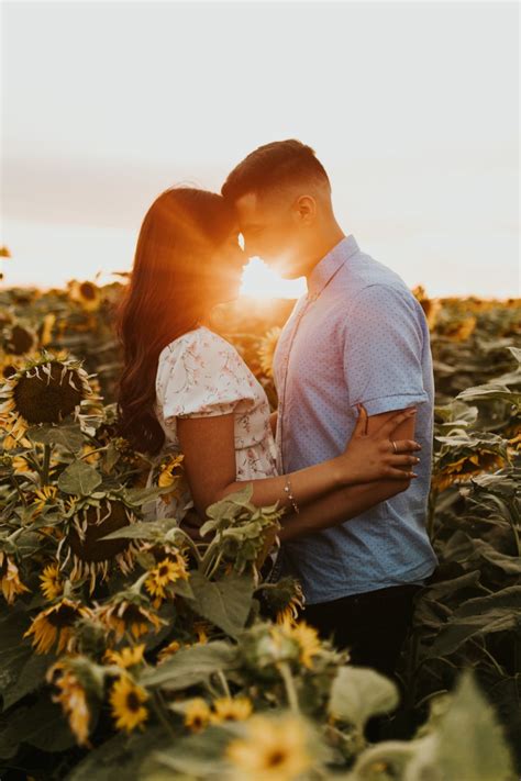 engagement photos in field
