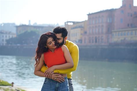 Red Movie Wallpapers, Posters & Stills