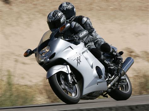 motorcycles sport: 2006 HONDA CBR 1100 XX Super Blackbird | pictures | specs