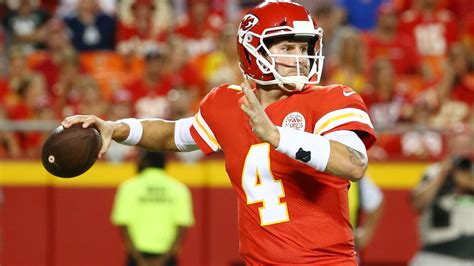 Predictions for Chiefs vs. Chargers, Week 17