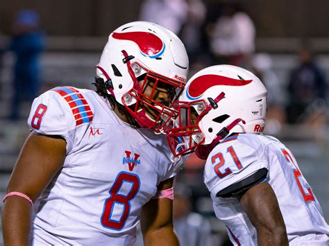 PHOTOS: Lake Catholic vs. VASJ football, Oct. 15, 2022 – News-Herald