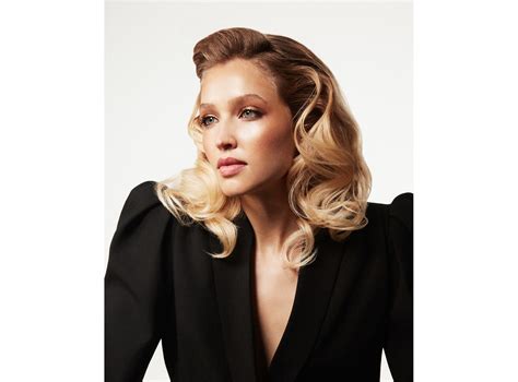 假日诱惑 | Luisaviaroma