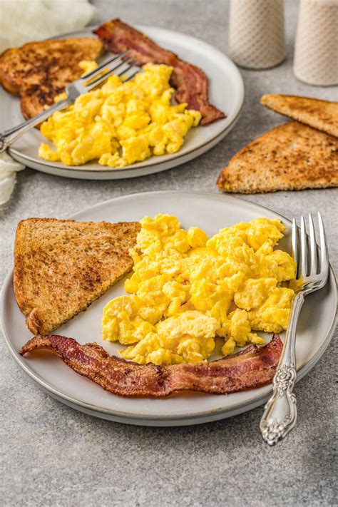 Scrambled Eggs Toast And Bacon How Eggs Became A Staple Breakfast Food