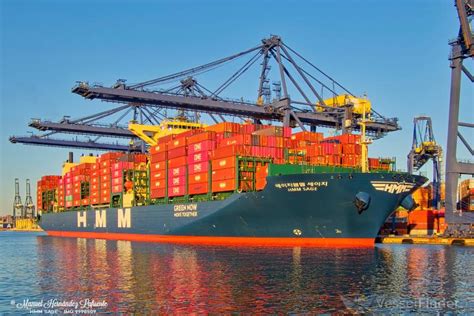 HMM SAGE, Container Ship - Details and current position - IMO 9998509 ...