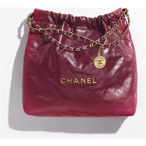 Chanel 22 handbag, Crumpled calfskin & gold metal, green — Fashion | CHANEL