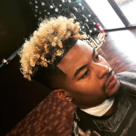 Mens Blonde Curly Hairstyles - Fade Haircut Styles