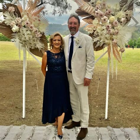 Who are Mitchell Starc's parents?