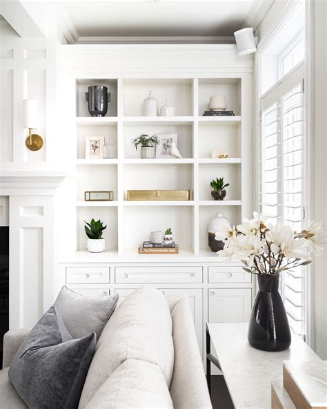 dining room built in shelves