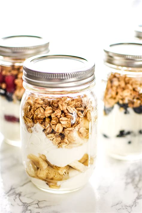 5 Make-Ahead Fruit & Greek Yogurt Parfait Ideas to Try for Breakfast | Recipe | Fruit and yogurt ...
