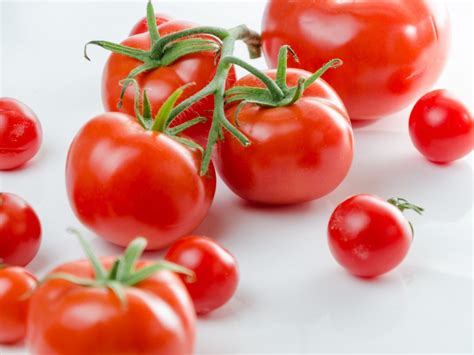 Are Raw Tomatoes Good For You – Does Eating Tomatoes Affect The Body ...