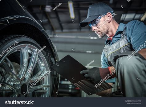 25.733 Report Car Images, Stock Photos & Vectors | Shutterstock