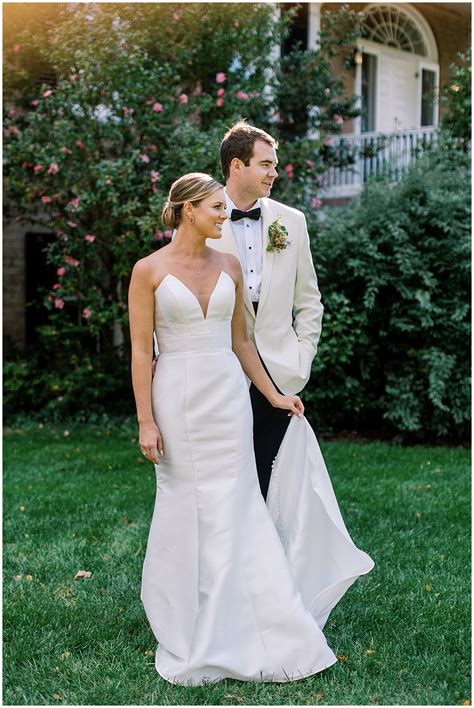 Preserve at Dundee Wedding With Chic & Classic Details