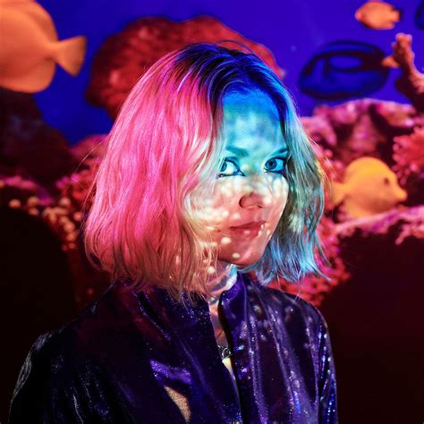 Fish Bowl | Kate Davis