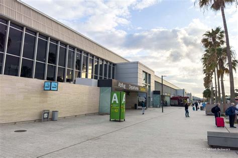 Tenerife South Airport (TFS) and Tenerife North Airport (TFN)
