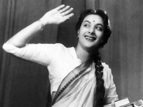 Sanjay Dutt pens a heartfelt note to mom Nargis on her birth ...