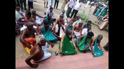 TN farmers seek alms to pay penalty for protesting | Trichy News ...
