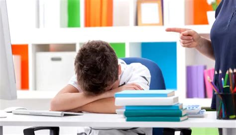 5 Characteristic That Define You Have Ruling Parents - lifeberrys.com