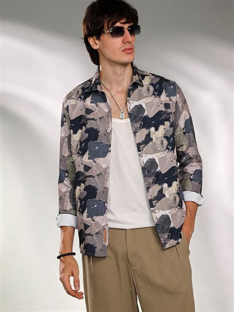 ₹854 | Campus Sutra men's Multicolour Splotch-Textured Shirt - Campussutra