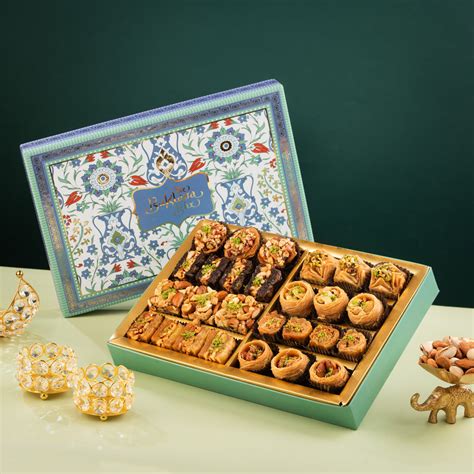 Vasant Assorted Baklava Sweets Box 750g – THE BAKLAVA BOX