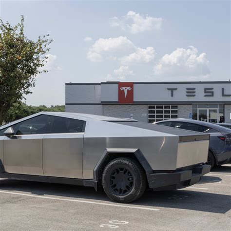 How much does Home Depot pay? Hourly wages for new employees - TheStreet