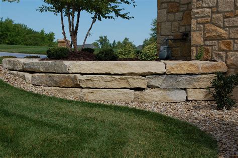 Ground Cover Rock Retaining Wall Landscaping
