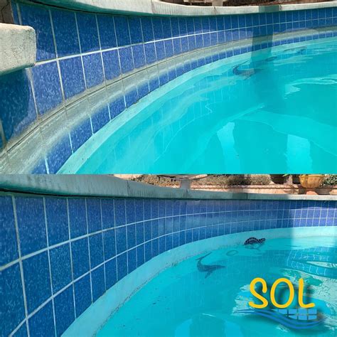 How to Clean Pool Tile Build Up 的图像结果