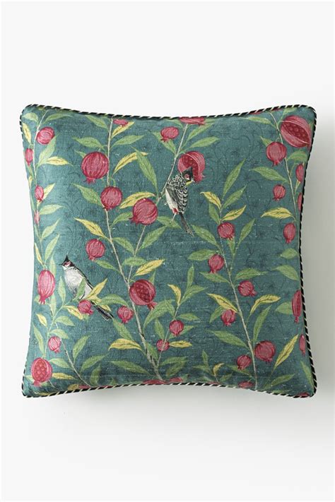 Good Earth – Stylish Sustainable Luxury Retail | Goodearth.in