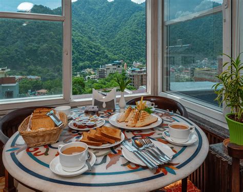 DLS Hotels on the Ganges | Hotel near Ram Jhula | Hotel in Tapovan