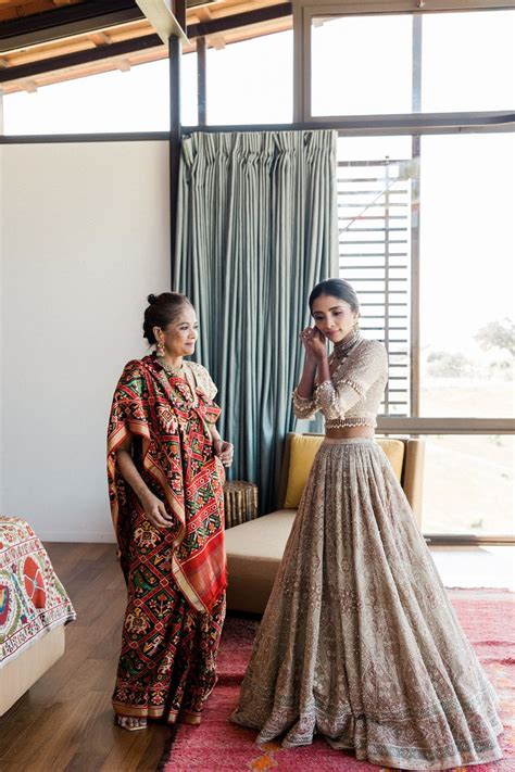 This bride ditched classic red for a gold chikankari lehenga by Tarun ...