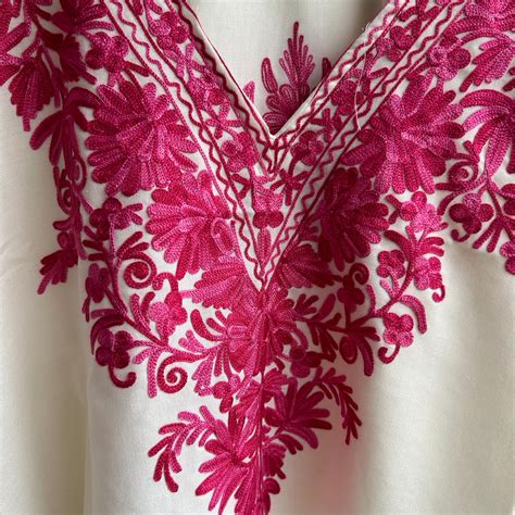 White and Pink Cotton Kaftan Top – Kashmiriyat