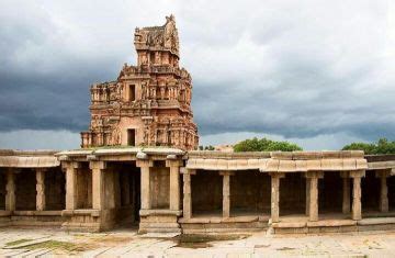 Heart-warming Hampi Tour Package from Badami | hampi, , badami Trip ...