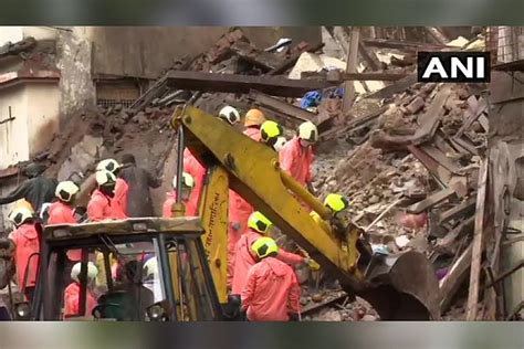 4 killed, 15 rescued as 2 buildings collapse in Mumbai